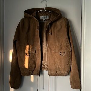 Vintage WILSONS MAXIMA leather crop jacket w/hood. Great condition! Size L, cute